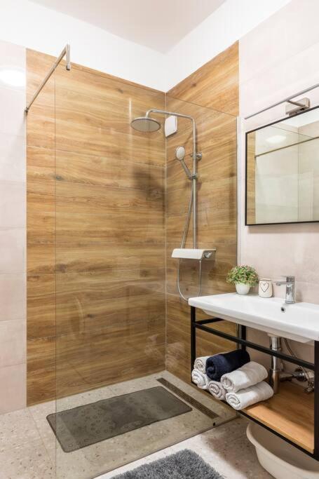 Petrova Street Apartment ซาเกร็บ ภายนอก รูปภาพ